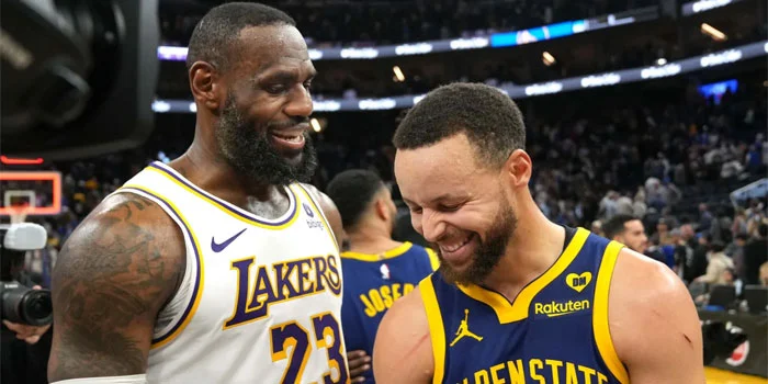 Kamp LeBron James Alasan Kesal Dengan Stephen Curry